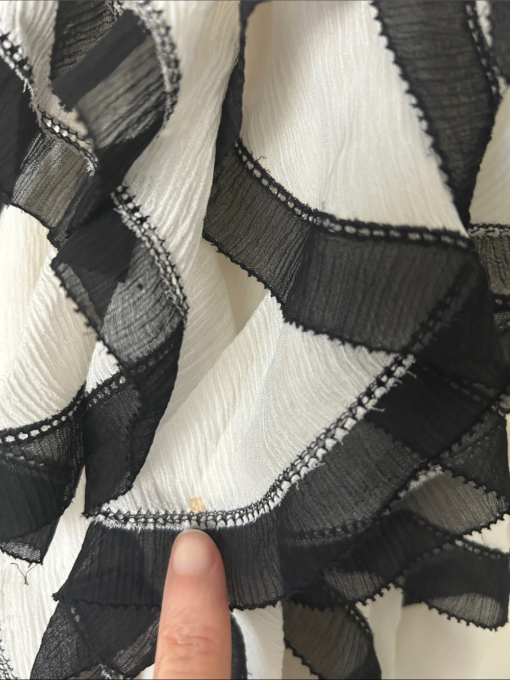 Bebe Vtg Y2K rare cream black silk ruffle halter smocked top blouse S - Picture 13 of 14
